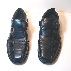 STACY ADAMS SIZE 12M